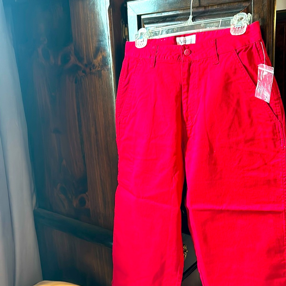 Red capris. Size 8 petite. Never been worn.